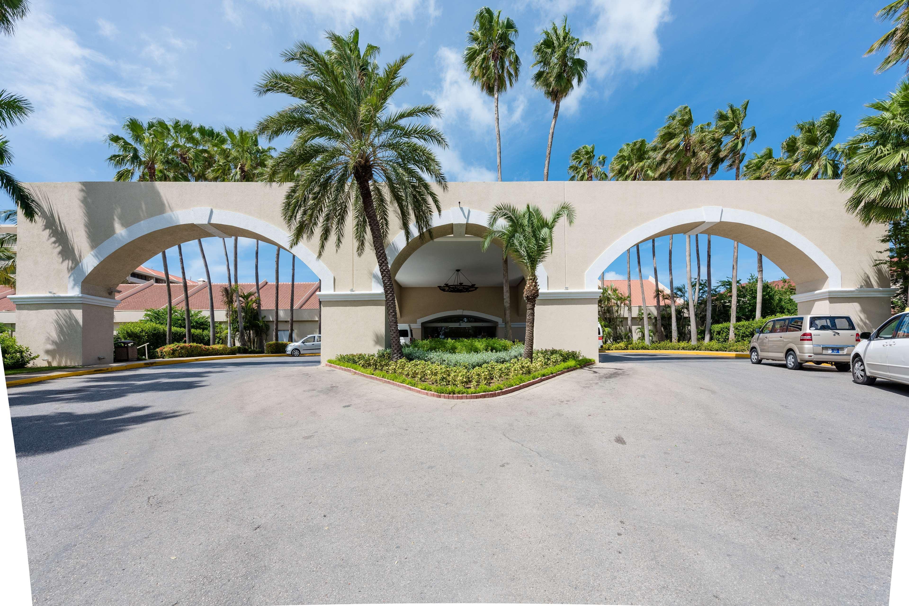 Hotel Barcelo Aruba Palm Beach Exterior foto